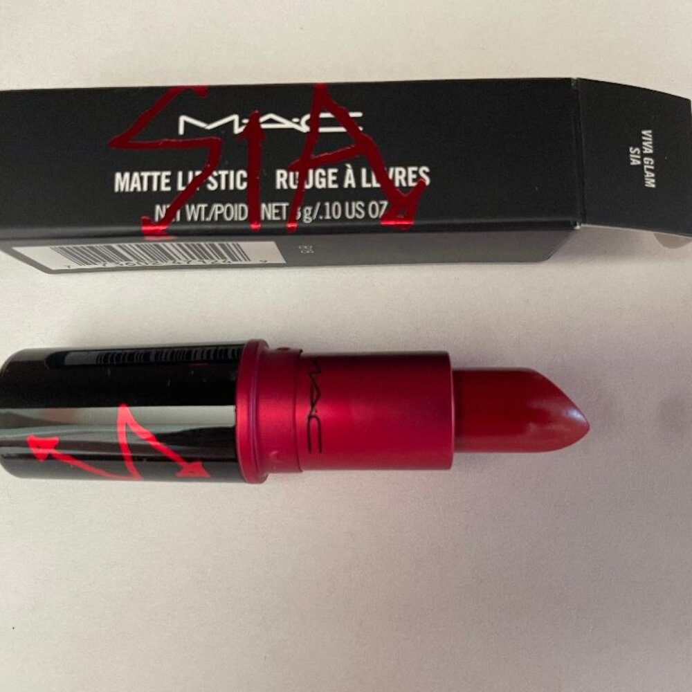 MAC COSMETICS MATTE Lipstick * VIVA GLAM SIA * NEW IN BOX
